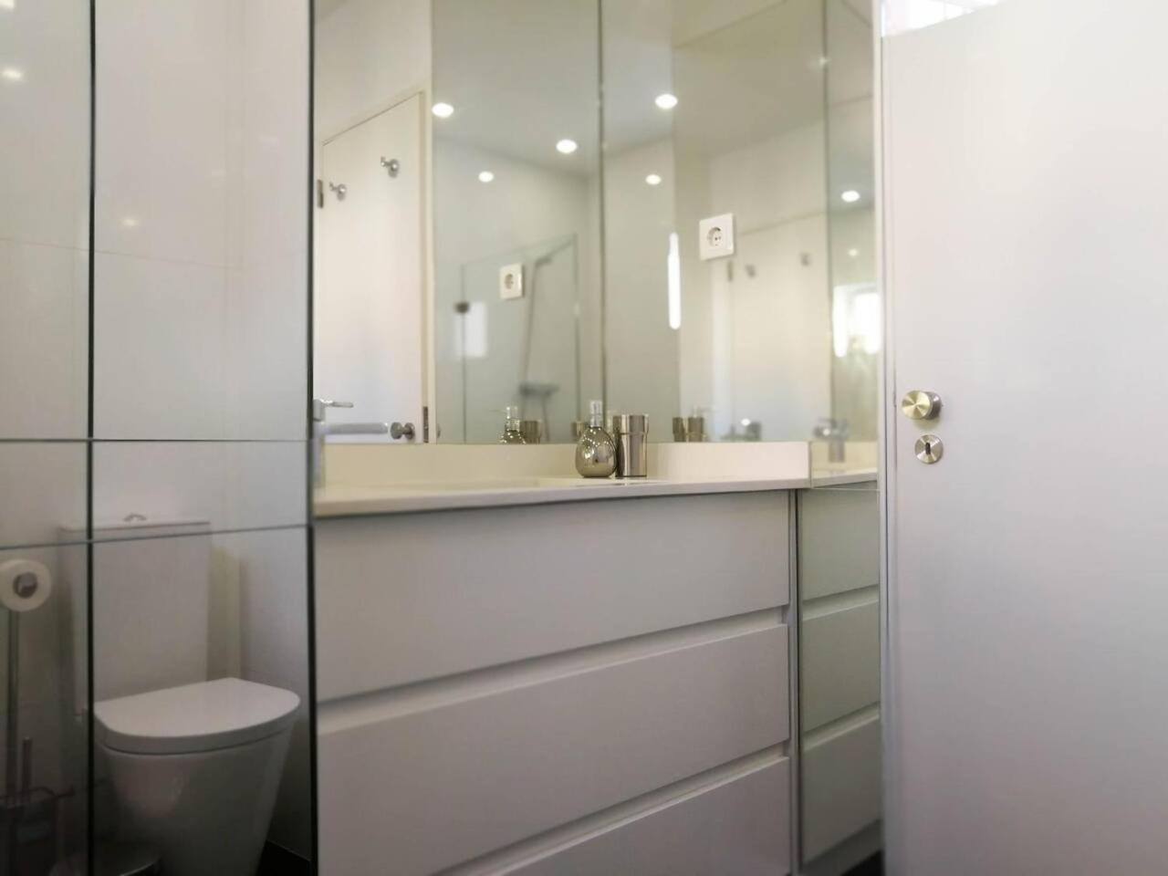 Апартаменты Beautiful & Unique Alfama Flat Лиссабон Экстерьер фото